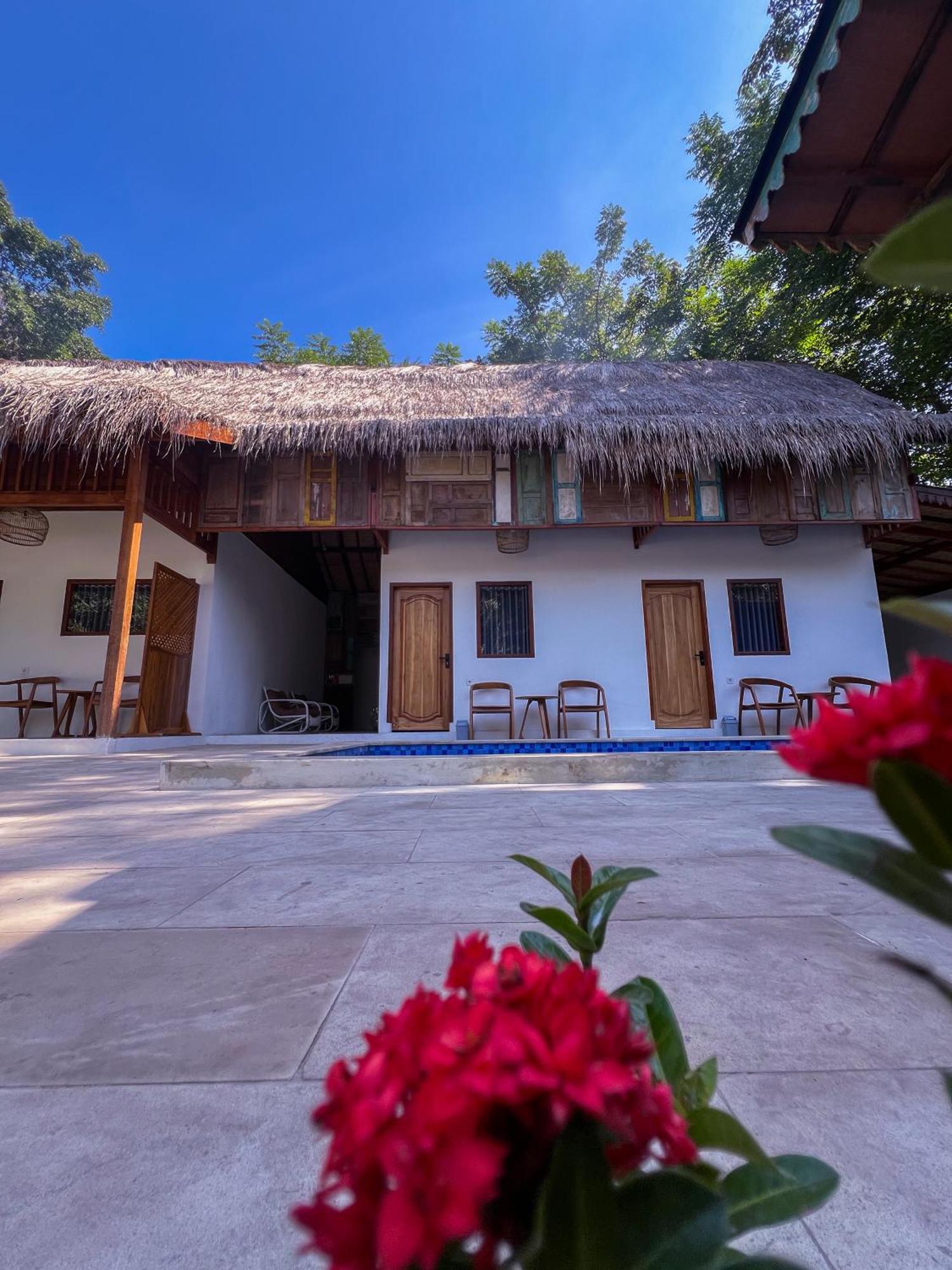 Bae Gili Inn Гілі-Аїр Екстер'єр фото