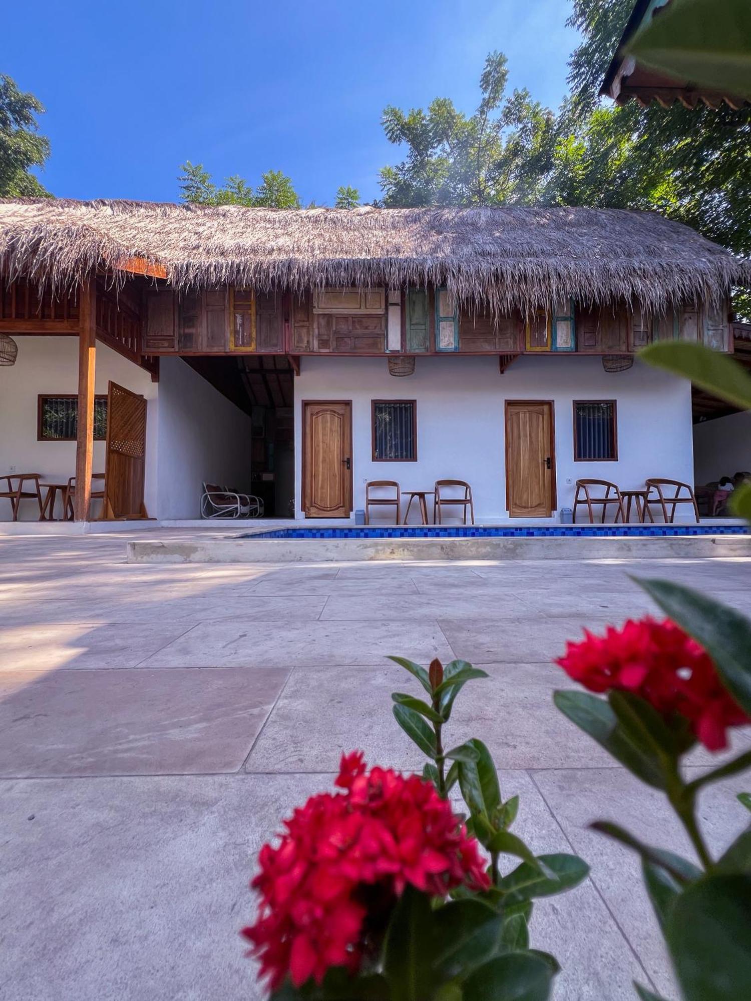 Bae Gili Inn Гілі-Аїр Екстер'єр фото